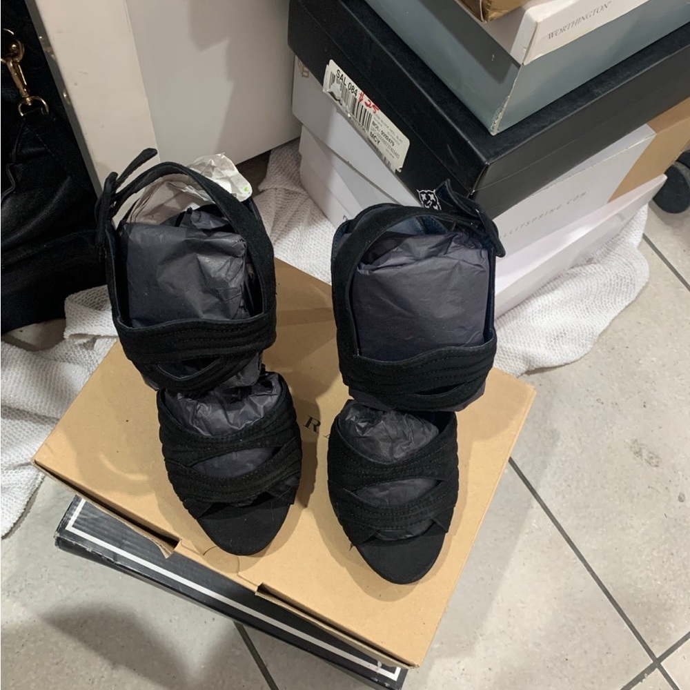 Zara all black heels